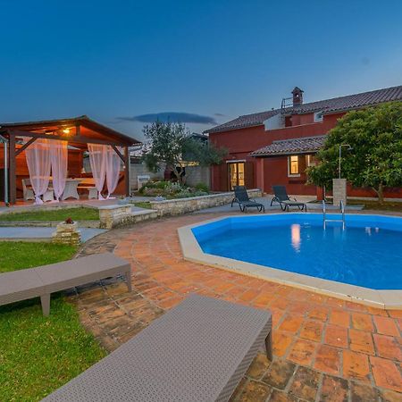 Villa Carla With Private Pool & Kids Playground - Pet Friendly Mutvoran Kültér fotó