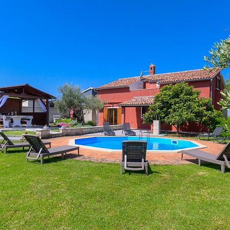 Villa Carla With Private Pool & Kids Playground - Pet Friendly Mutvoran Kültér fotó