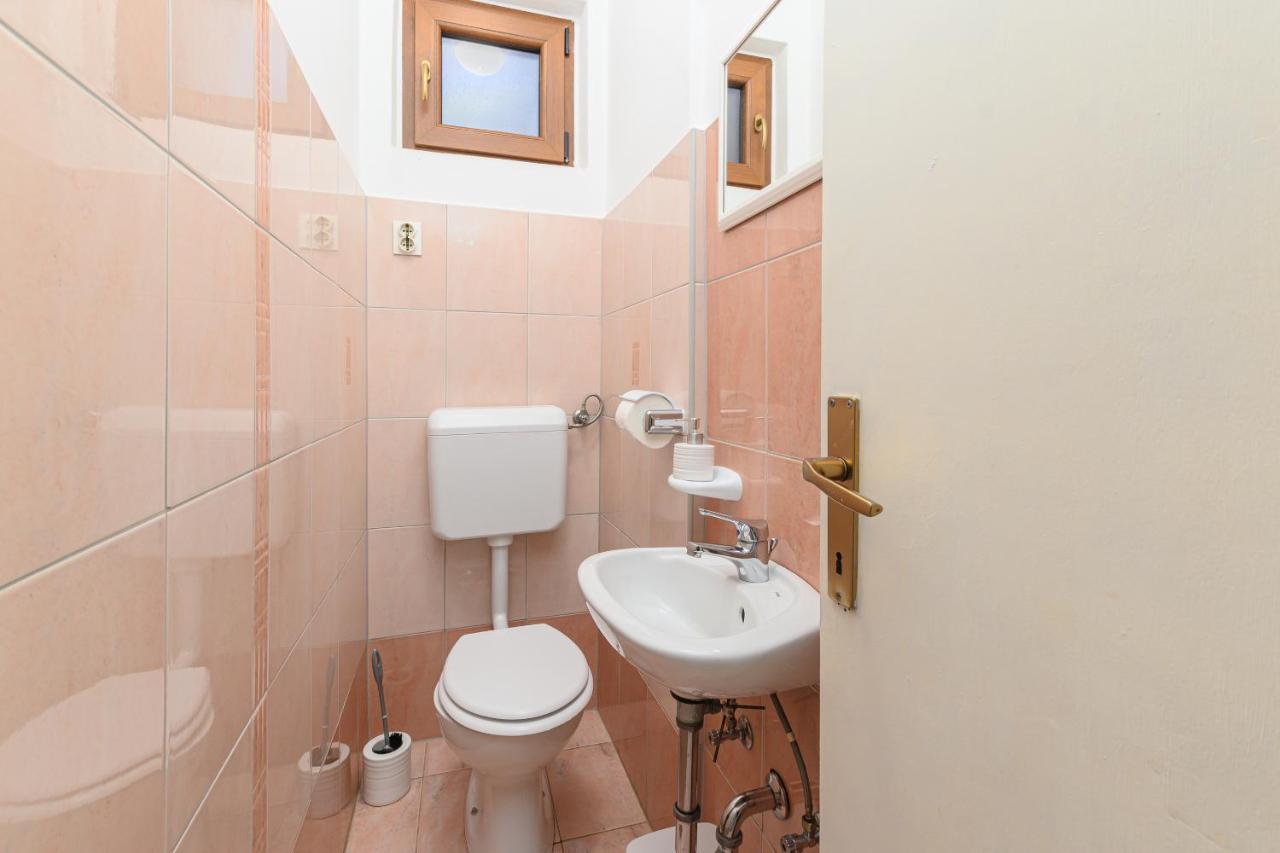 Villa Carla With Private Pool & Kids Playground - Pet Friendly Mutvoran Kültér fotó